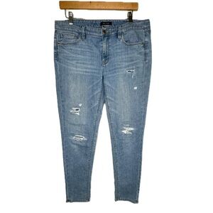 WHBM White House Black Market Girlfriend Distressed Jeans Sz 8 Bin P